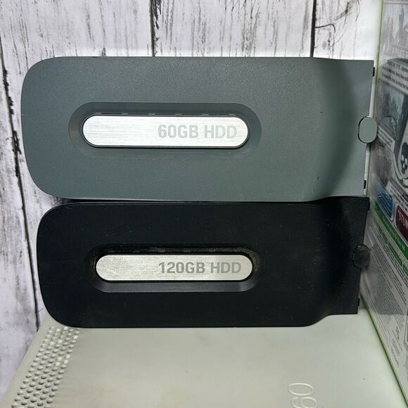 XBox 360 Console with Cords and 5 Games 60GB HDD and 120GB HDD Assasins Creed - Picture 3 of 11